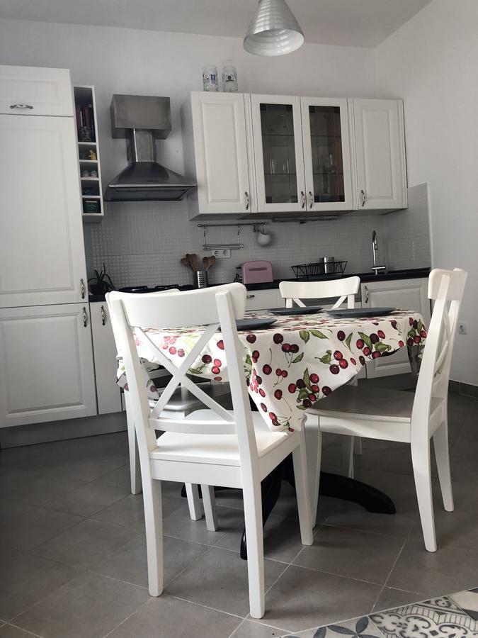 Apartment Tomas Kaštela Exteriér fotografie